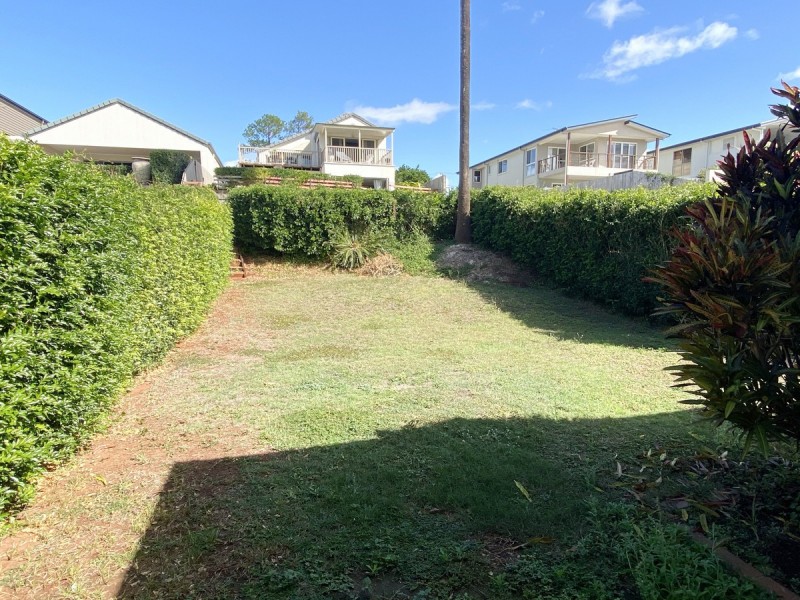 17 Esplanade, Redland Bay QLD 4165