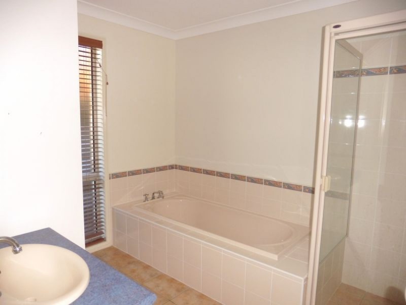 5 Lincoln Close, Alexandra Hills QLD 4161