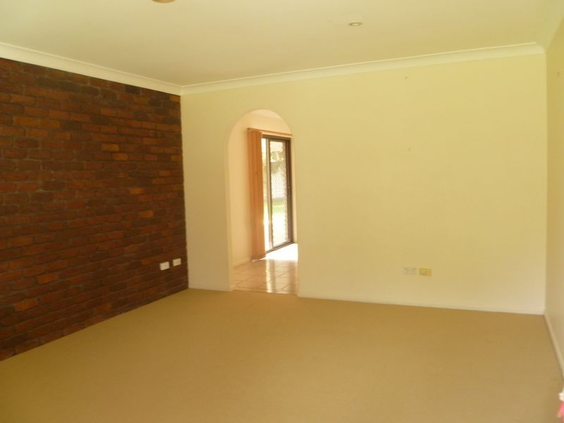 19 Prince Of Wales Parade, Alexandra Hills QLD 4161