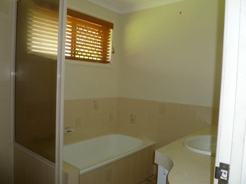 19 Prince Of Wales Parade, Alexandra Hills QLD 4161