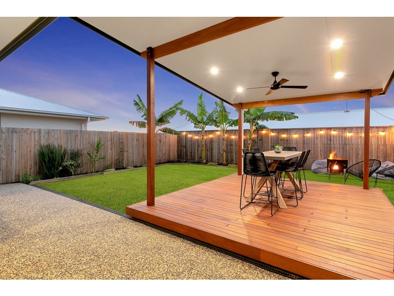 3 Colville Street, Redland Bay QLD 4165
