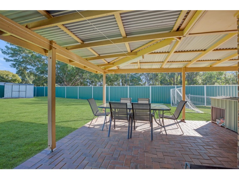 23 Terrier Court, Redland Bay QLD 4165