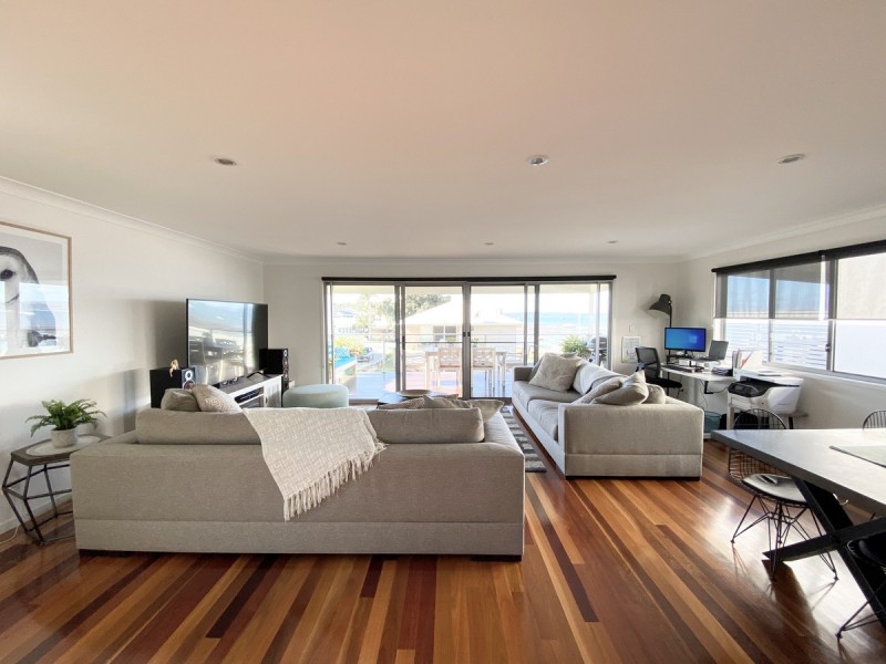 9 Edinburgh Street, Victoria Point QLD 4165