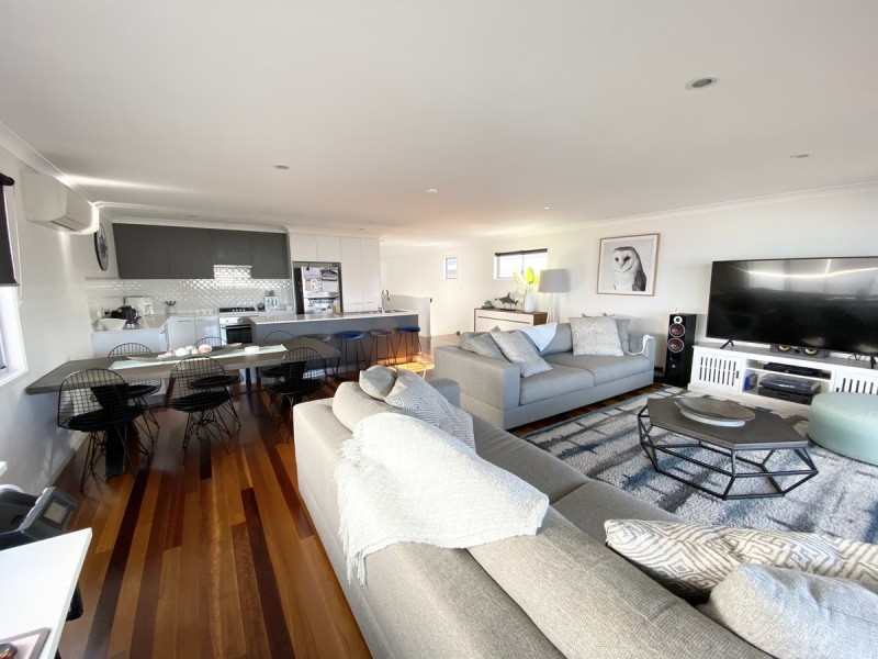 9 Edinburgh Street, Victoria Point QLD 4165