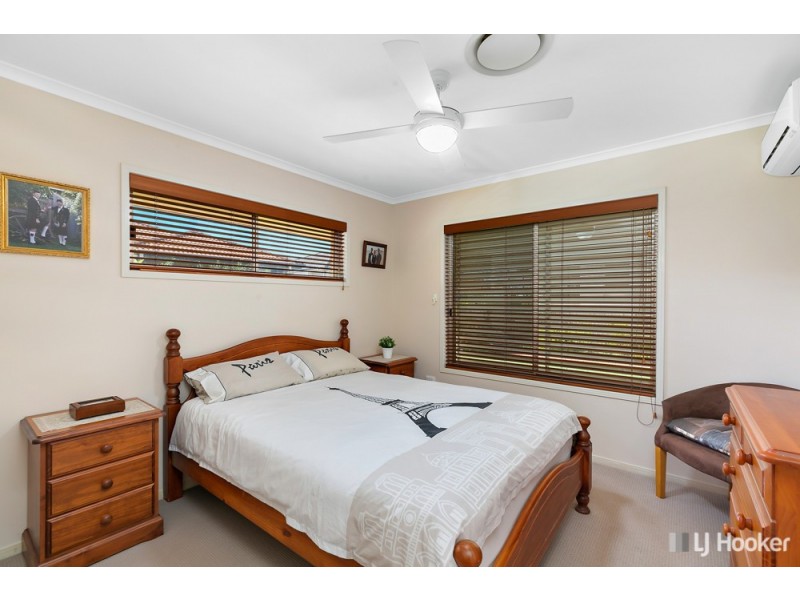12 Keirnan Street, Redland Bay QLD 4165