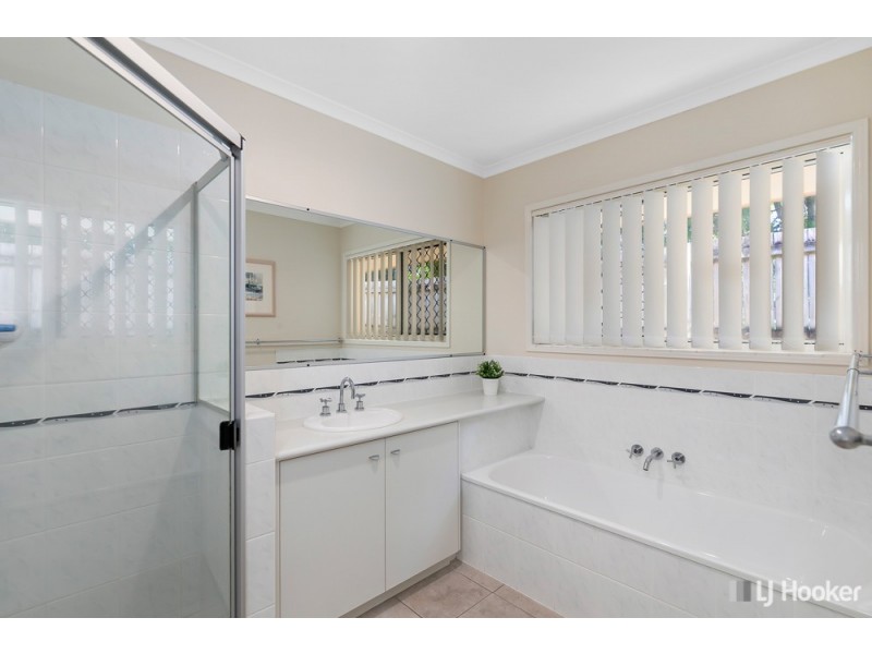 12 Keirnan Street, Redland Bay QLD 4165