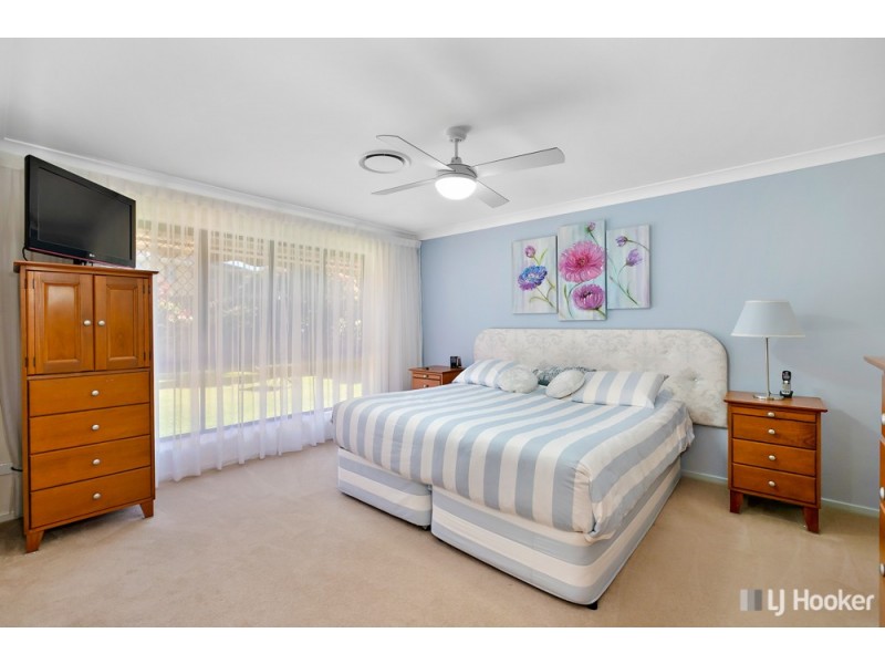 6 Sunray Place, Birkdale QLD 4159