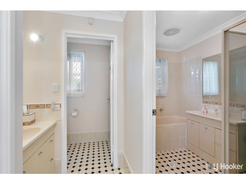 6 Sunray Place, Birkdale QLD 4159