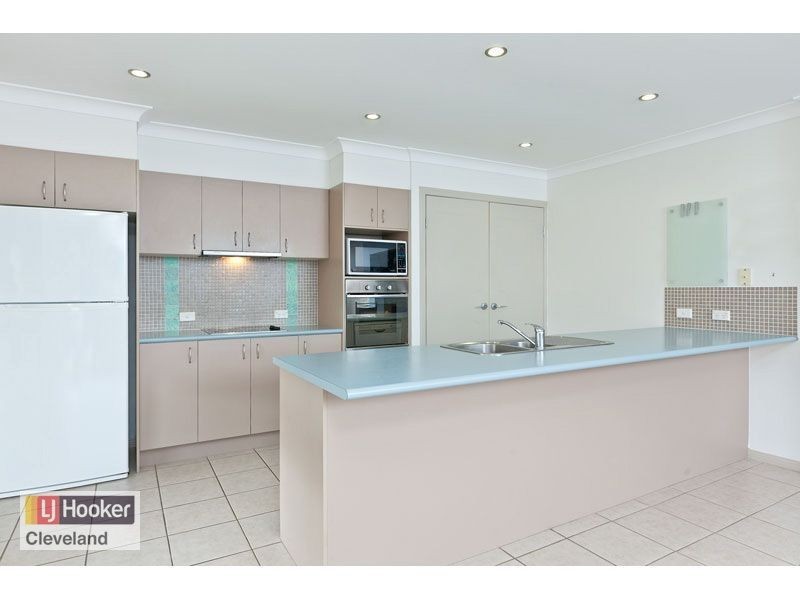 9 Kelsall Close, Victoria Point QLD 4165