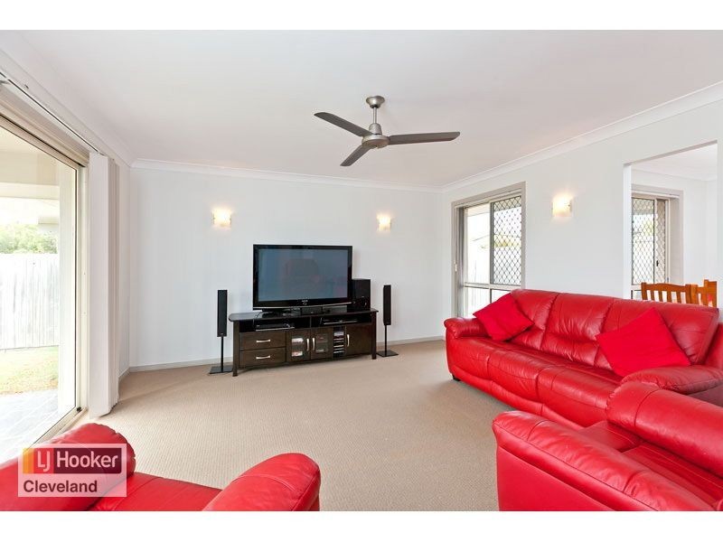 9 Kelsall Close, Victoria Point QLD 4165
