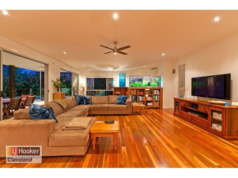 13 Yorston Place, Ormiston QLD 4160