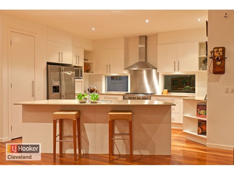 13 Yorston Place, Ormiston QLD 4160