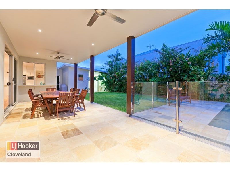 13 Yorston Place, Ormiston QLD 4160
