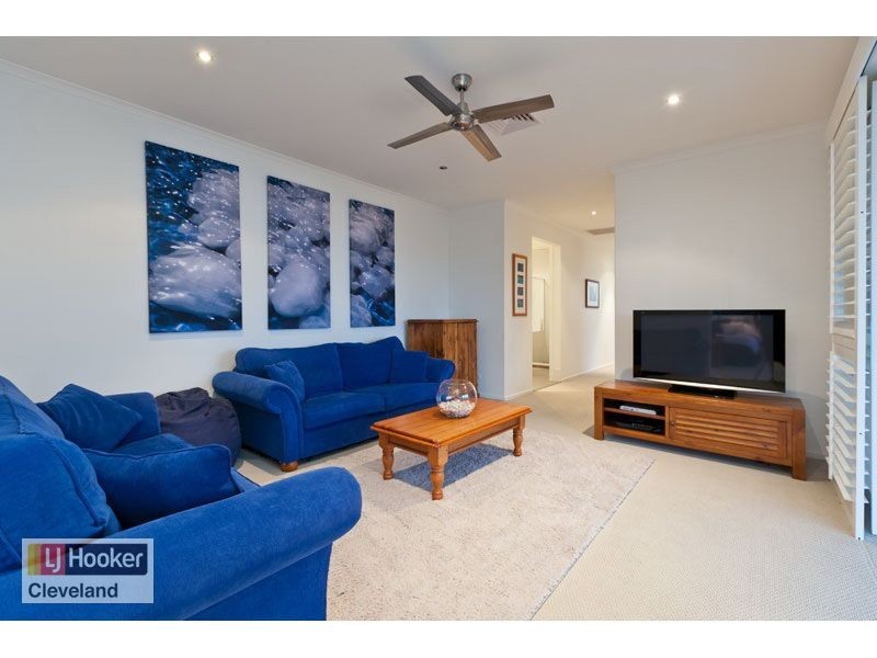 13 Yorston Place, Ormiston QLD 4160