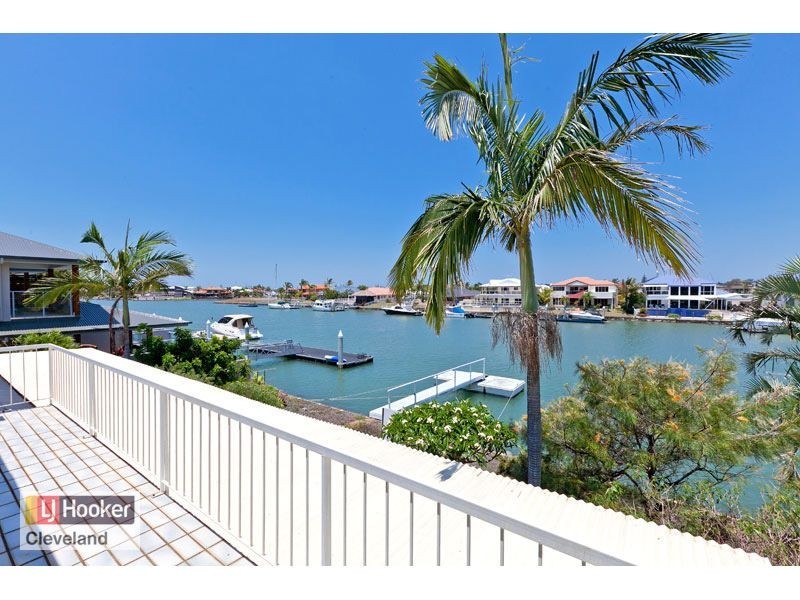 12 Voyagers Court, Raby Bay QLD 4163