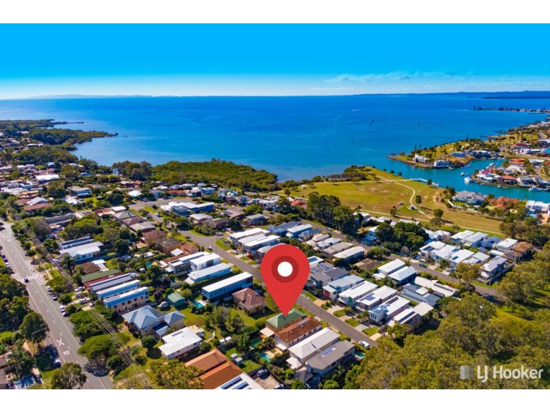 8 George Street, Ormiston QLD 4160