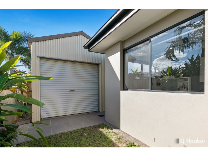 12 Daly Place, Redland Bay QLD 4165