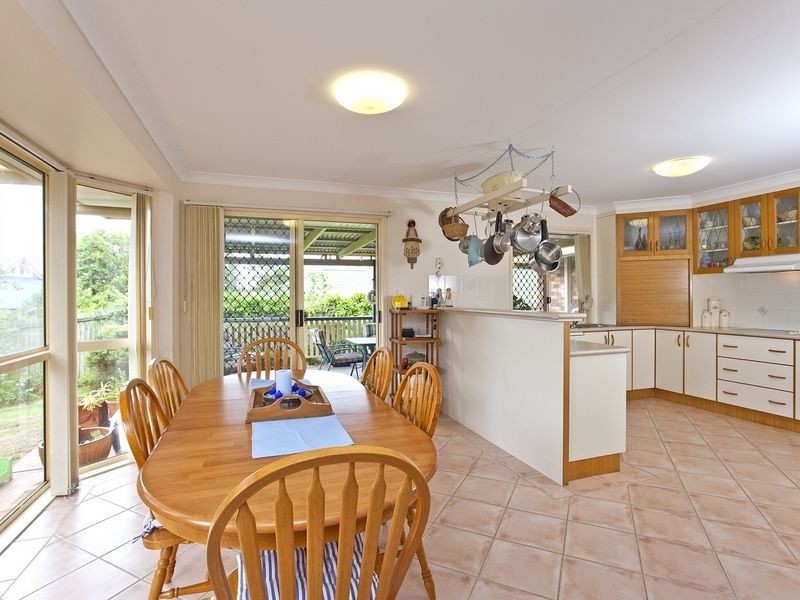 4 Genevieve Court, Wellington Point QLD 4160