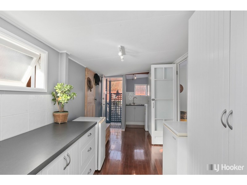 20 Harris Street, Wellington Point QLD 4160