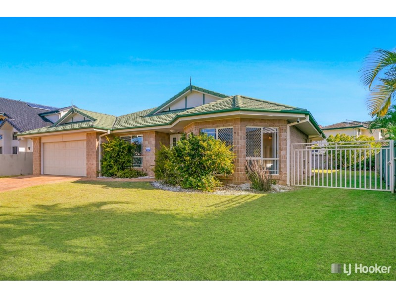 11 Cayman Crescent, Ormiston QLD 4160