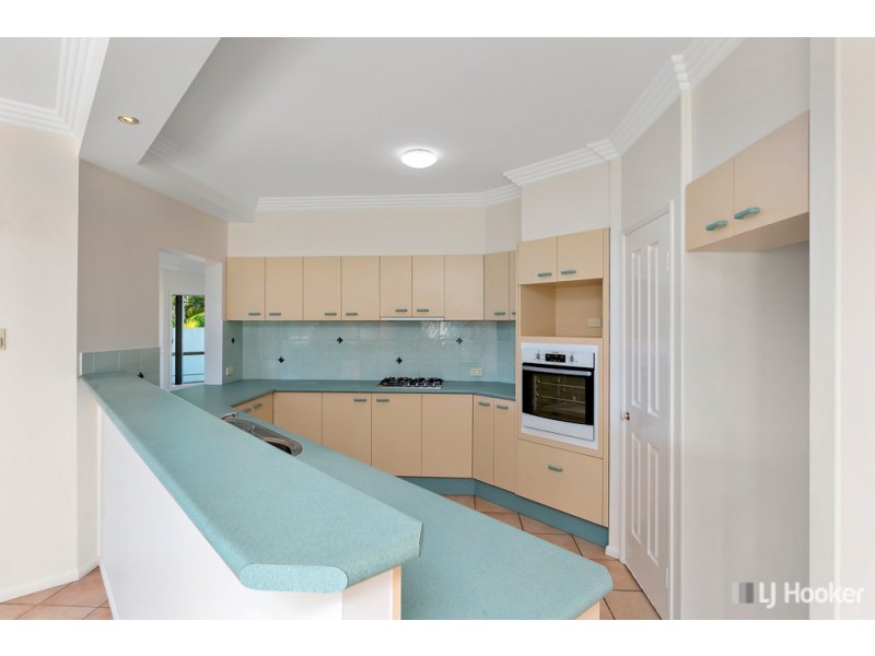 11 Cayman Crescent, Ormiston QLD 4160