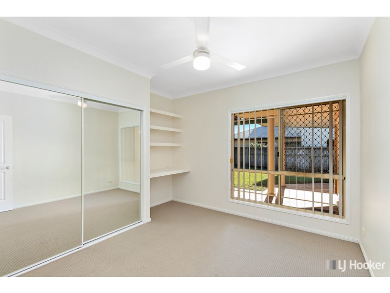 11 Cayman Crescent, Ormiston QLD 4160