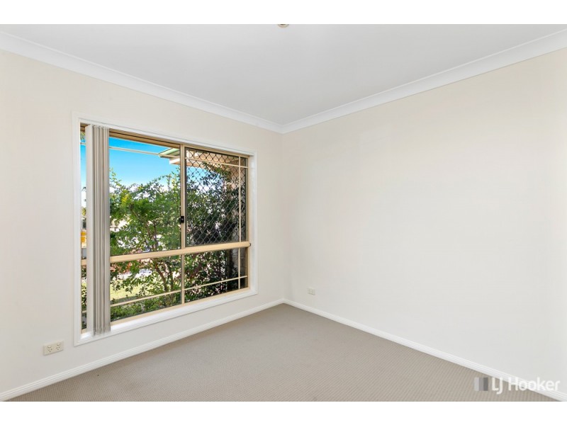 11 Cayman Crescent, Ormiston QLD 4160