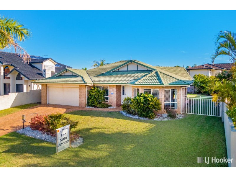 11 Cayman Crescent, Ormiston QLD 4160