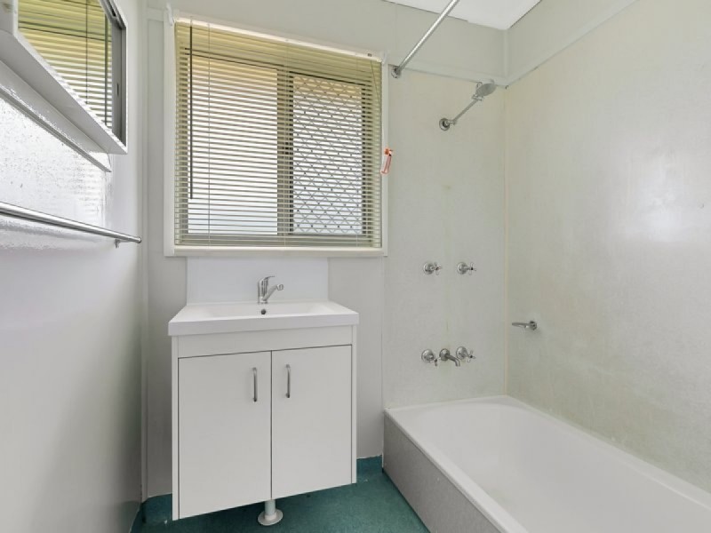 3 Hampshire Crescent, Alexandra Hills QLD 4161
