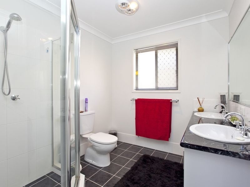 14 Alford Place, Wellington Point QLD 4160