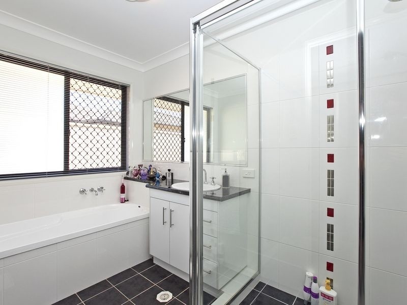 14 Alford Place, Wellington Point QLD 4160