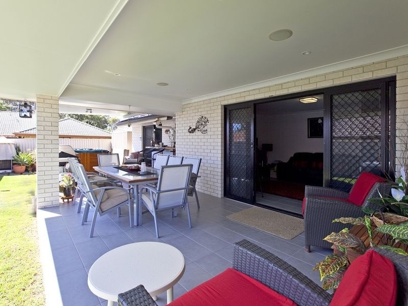 14 Alford Place, Wellington Point QLD 4160