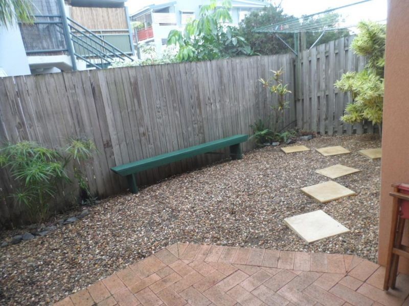 2/223 Middle Street, Cleveland QLD 4163