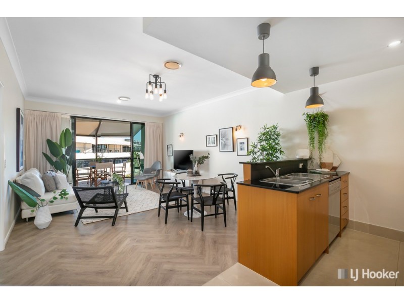 17/2-10 Masthead Drive, Cleveland QLD 4163