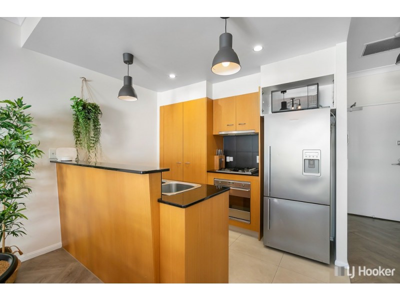 17/2-10 Masthead Drive, Cleveland QLD 4163