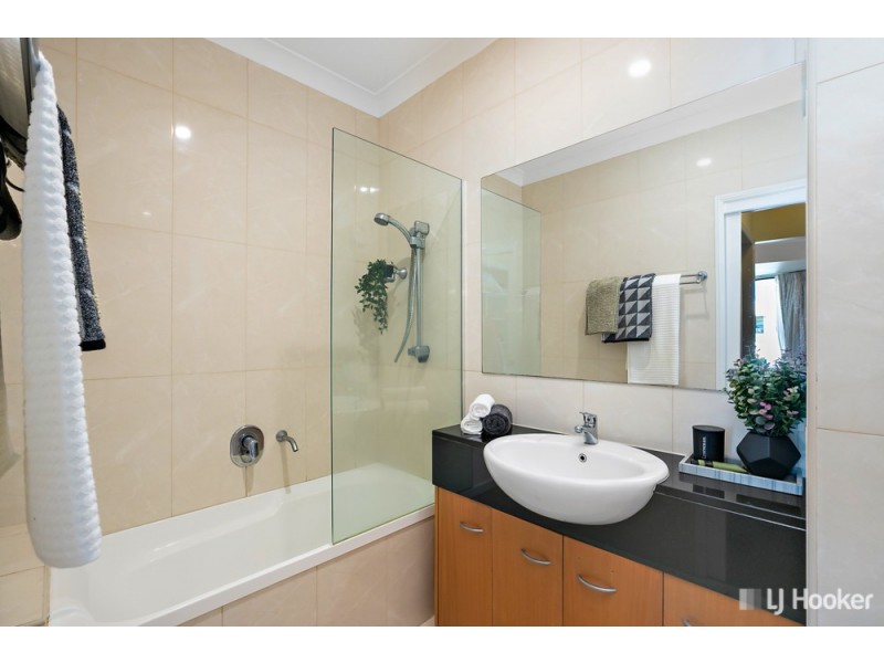 17/2-10 Masthead Drive, Cleveland QLD 4163