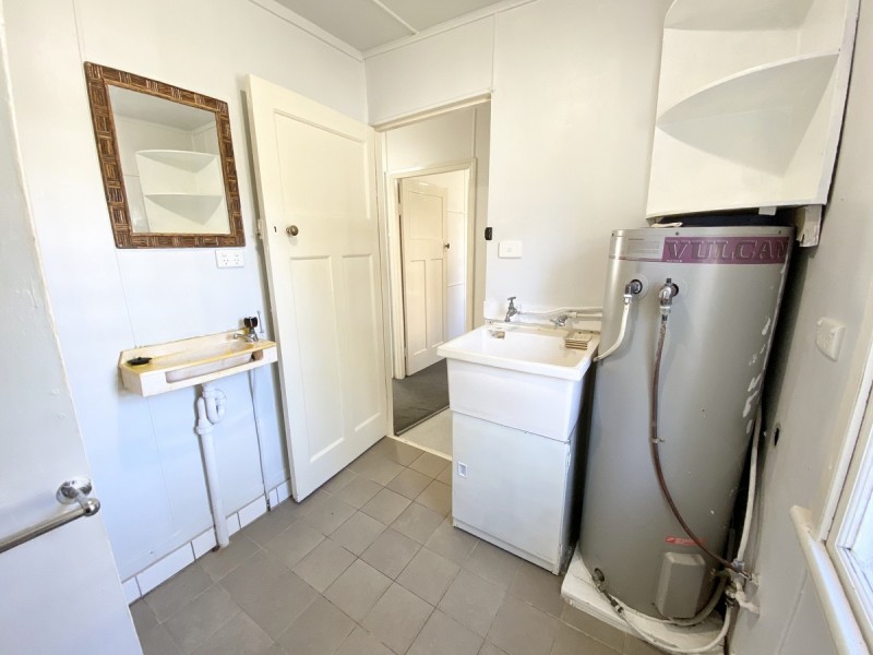 1/12 Pittwin Road, Capalaba QLD 4157