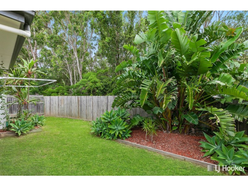 2/71 Sunningdale Drive, Redland Bay QLD 4165