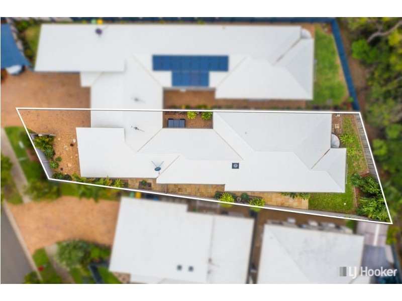 2/71 Sunningdale Drive, Redland Bay QLD 4165