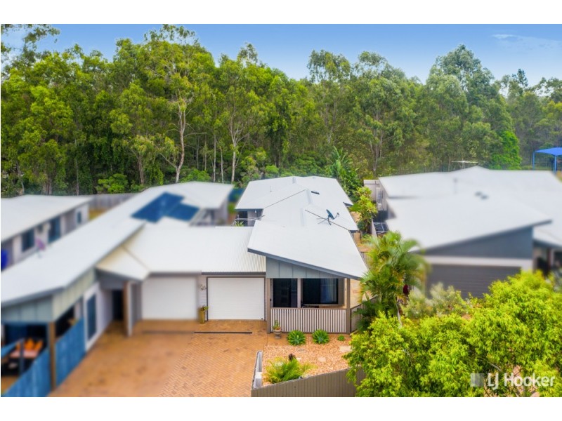 2/71 Sunningdale Drive, Redland Bay QLD 4165