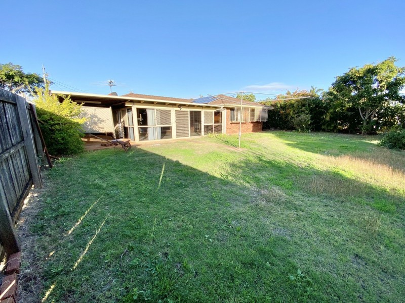 277 Bloomfield Street, Cleveland QLD 4163