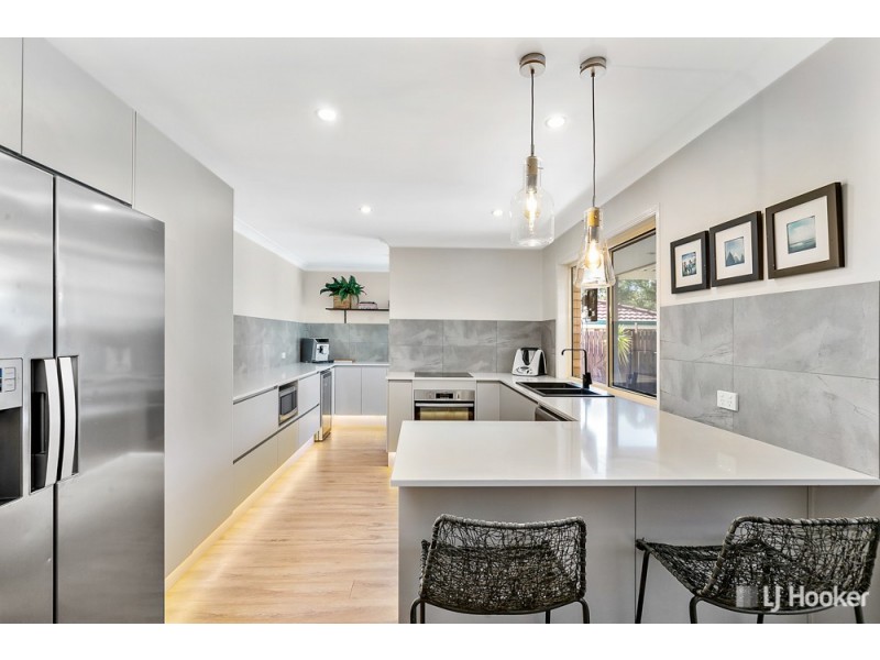 27 Glenbrook Avenue, Victoria Point QLD 4165