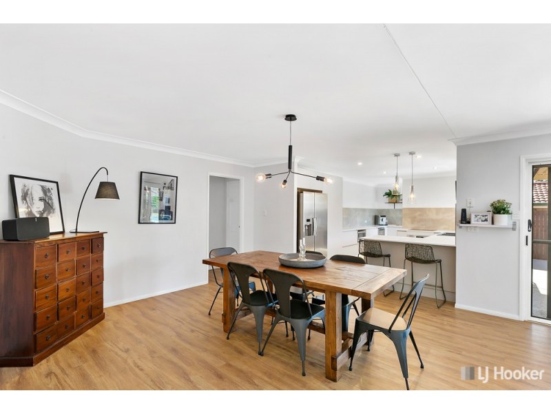 27 Glenbrook Avenue, Victoria Point QLD 4165