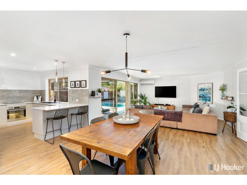 27 Glenbrook Avenue, Victoria Point QLD 4165