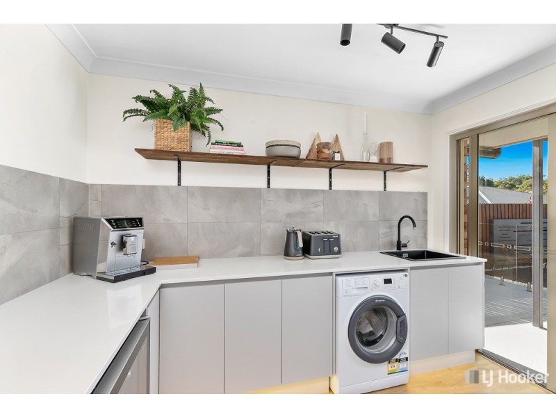 27 Glenbrook Avenue, Victoria Point QLD 4165