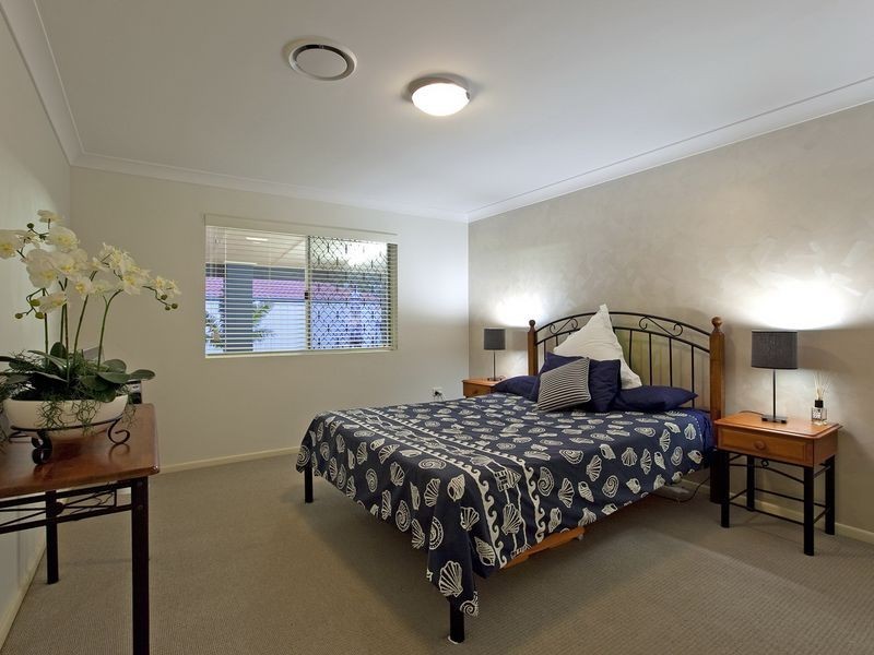 48 Beach Street, Cleveland QLD 4163