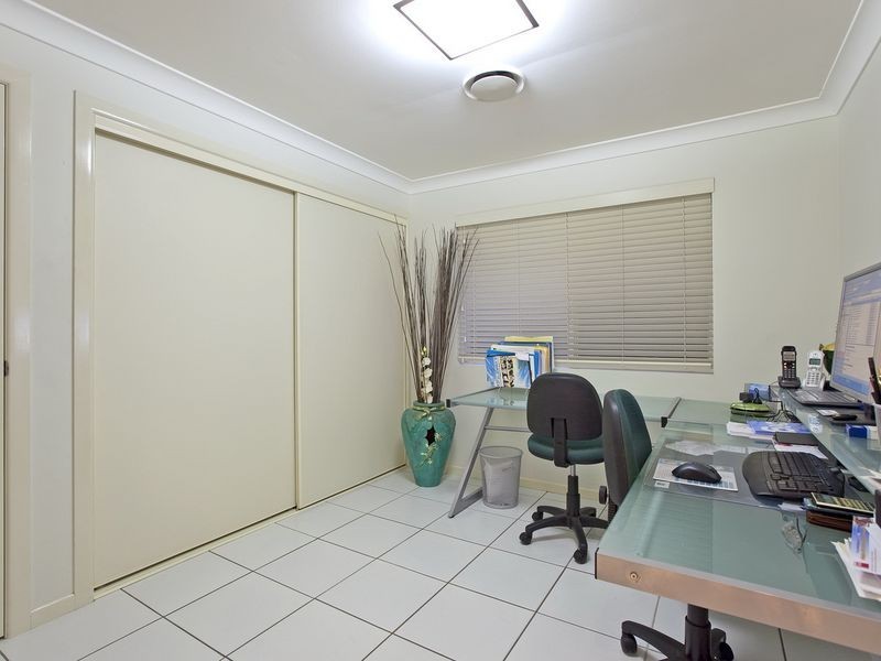 48 Beach Street, Cleveland QLD 4163