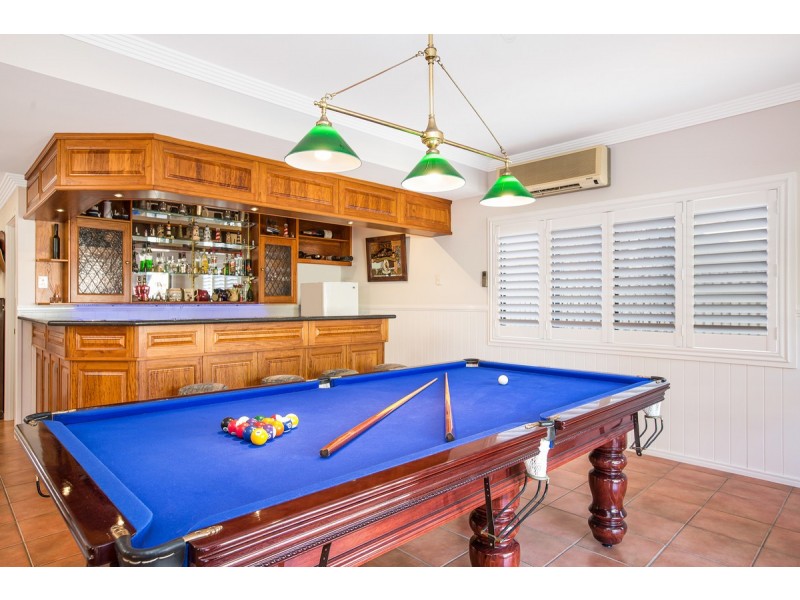 4 Lookout Court, Victoria Point QLD 4165