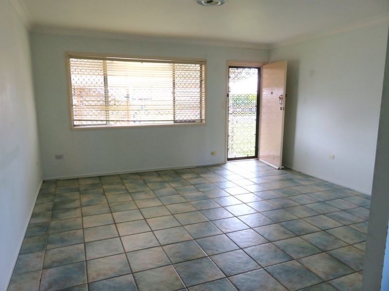 9 Taylor Crescent, Cleveland QLD 4163