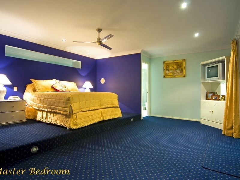 3 Sternlight Court, Raby Bay QLD 4163